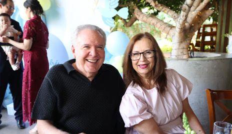  Gustavo Salazar y Martha González.
