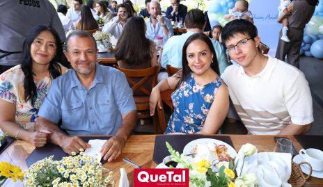  Liliana Manrique, Leopoldo Rivera, Erika Rivera y Mariano Herrera.