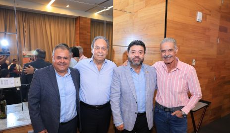  Juan Carlos Banda, Carlos Torres, Alejandro Pérez y Jaime Chalita.