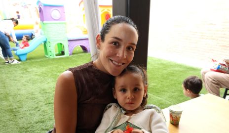  Ximena Castillo y Jimena de la Rosa.