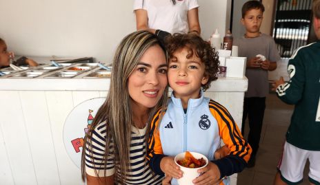  Elizabeth Berrones y Patricio Ruiz.