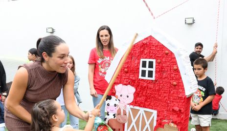  Ximena Castillo y Jimena de la Rosa.