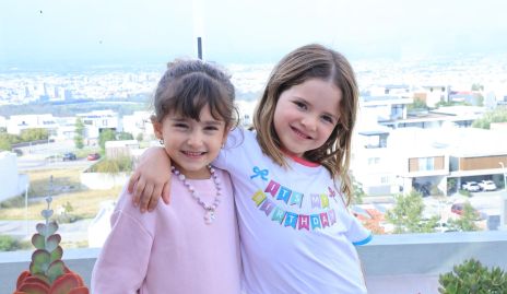  Adriana y Rafaela Azuara.