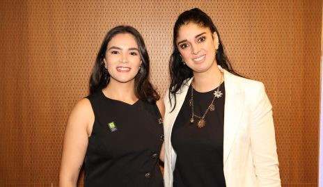  Montserrat Flores y Ana Laura Acosta.