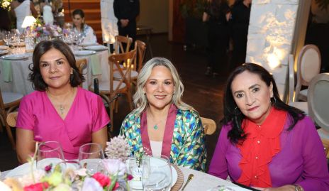  Julieta Cuellar, Ángela Cuellar y Lolita Alba.