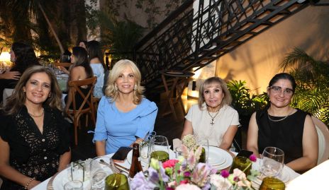  Irma Aguilar, Vero Cepeda, Elba y Samira Loutfi.