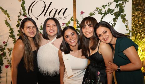  Nohemí, Vianney, Isabella, Olga Camacho y María.