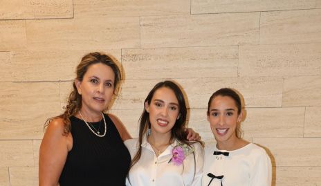  Érika Rodríguez, Paola y María José Ascanio.