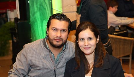  José Ramón Barragán y Valeria Flores.