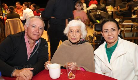  Rafael Humara, Paulina Castillo y Laura Magaña.