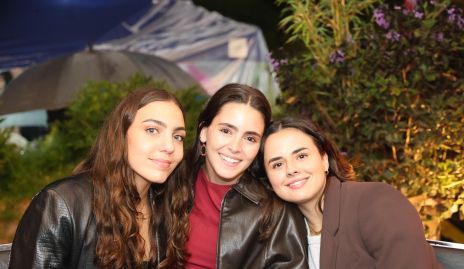  Emelin Feres, Irene Abud y Paulina Valle.