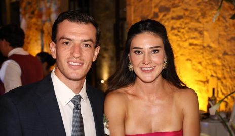  Josué García y Marcela Flores.
