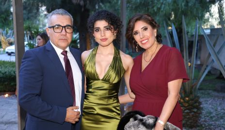  Fernando Núñez, Victoria Núñez y Yadira Sánchez.