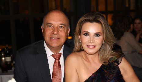   Roberto Alcalde y Bertha Barragán.