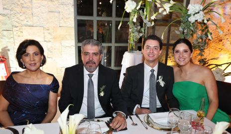  Claudia Pozos, Daniel de Luna, Eduardo García y Miriam Díaz Infante.