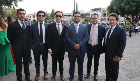 Amigos del novio.