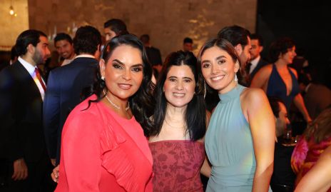 Marily Tobías, Martha Aldrett y Valentina Salazar.