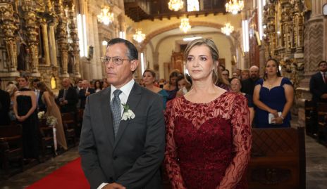  Roberto García y Amelia Padilla, papás de la novia.