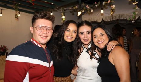  Rodolfo Ayala, Jessica Blanco, Vale Chong y Daniela Torres.