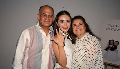  Jorge Schekeiban, Vale Chong y Beatriz Blanco.