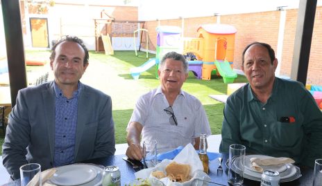  Beto Fontes, Lalo Romo y Ernesto Silva.