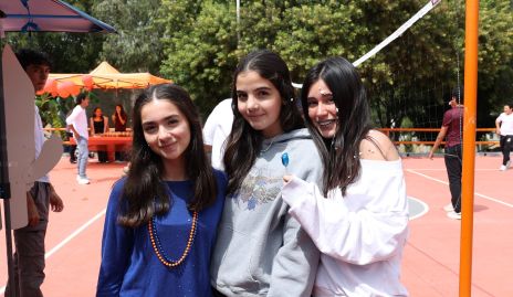  Tamara Dávila, María Gutiérrez y  Corina Casillas.