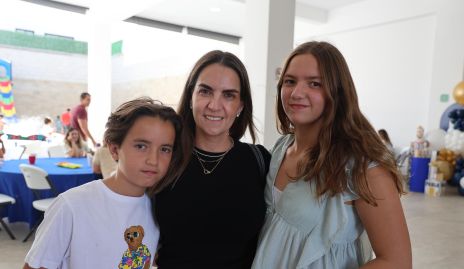  Mari Pepa Muriel, Pato Torres y Victoria Pierdant.