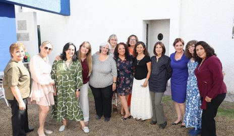  Norma Claudia Martínez, Raquel Soriano, Jofe Correa, Carmen Leos, Adriana Bravo, Carolina Pérez, Tita Pedroza, Carmen Alejo, Norma Narváez, Claudia Ortiz, Rocío Ruiz, Güeris Palacios y Tere Martínez.