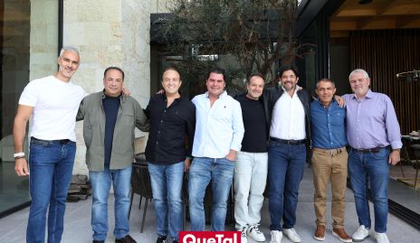  Oscar Estrada, Evaristo Lafuente, Javier Algara, Hugo Vidal, Eduardo Rueda, Marcelo Lozano, Arturo González y Oscar Vera.
