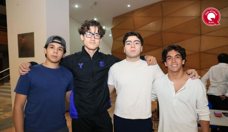  José Miguel, Miguel Ortiz, Arturo Olvera y Nico Piñero.