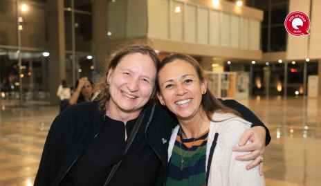  Sandra y Érika.