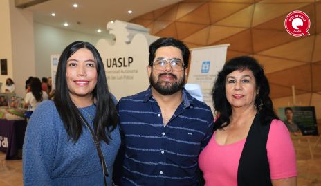  Judith García, Israel Morales y Cecilia Gaeta.