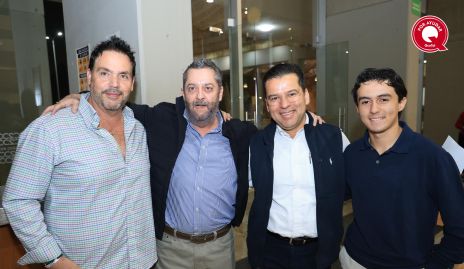  Luis Enrique Villaseñor, Santiago Maza, Sergio y Aldo Muñoz.