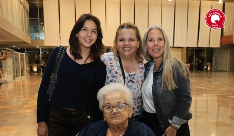  Ana Sofía Cázares, Celina, Vivian Rentería y Fabiana Padilla.