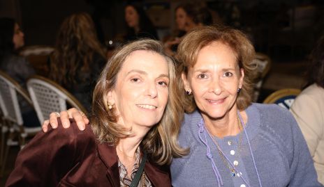  Charo Valladares y Caridad Rangel.