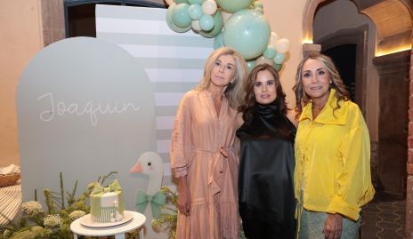 Márgara Herrera, Nuria Alcalde y Roxana Serna.