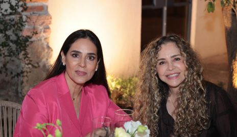  Maribel Lozano y Gaby Serment.