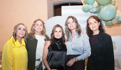  Roxana Serna, Pupi García, Nuria Alcalde, Rosy Rodríguez y Laura Izaguirre.