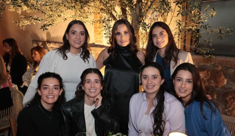  Ximena Gómez, Nuria Alcalde, María José Medina, Andrea Abud, Vero Abud, Fer Mendizábal y Marina Nieto.