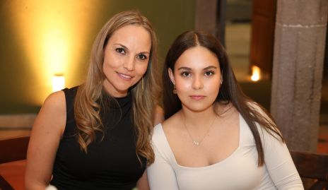  Yuya González e Isabela Garduño.