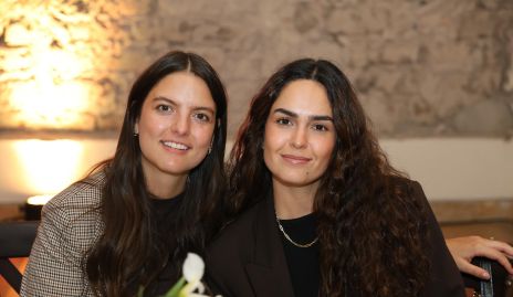  Gabriela González y Macarena Villasuso.