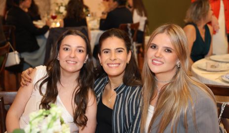  Marisol González, Marijó Rojas y Regina Solana.