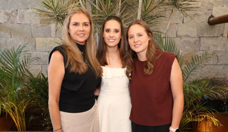  Beatriz Villegas, Nuria Manzo y Daniela Rodríguez.