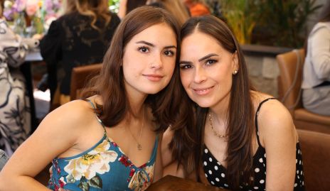  Miranda Monsech y Olivia Sánchez.