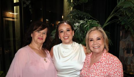  Rosy Delgado, Andrea Barbosa y Ana Medina.