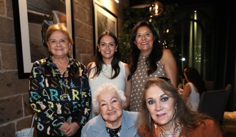 Nora Medina, Estefanía Díaz, Victoria García, Josefina, July Abud.