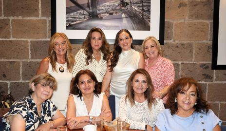  Lorenza Gutiérrez, Leticia Gutiérrez, Andrea Barbosa, Ana Medina, Margarita Ortiz, Alma Rodríguez, Leticia Medina y Ana Campos.