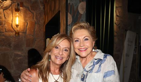  Lorenza Gutiérrez y Lucy Lastras.