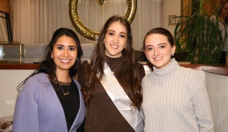  Ana Gaby Ríos, Yamilé Fontes y Marian Dip.
