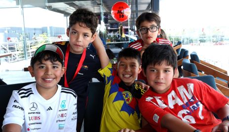  Joel, Santiago, Jean Paul, Mau y Andrés.